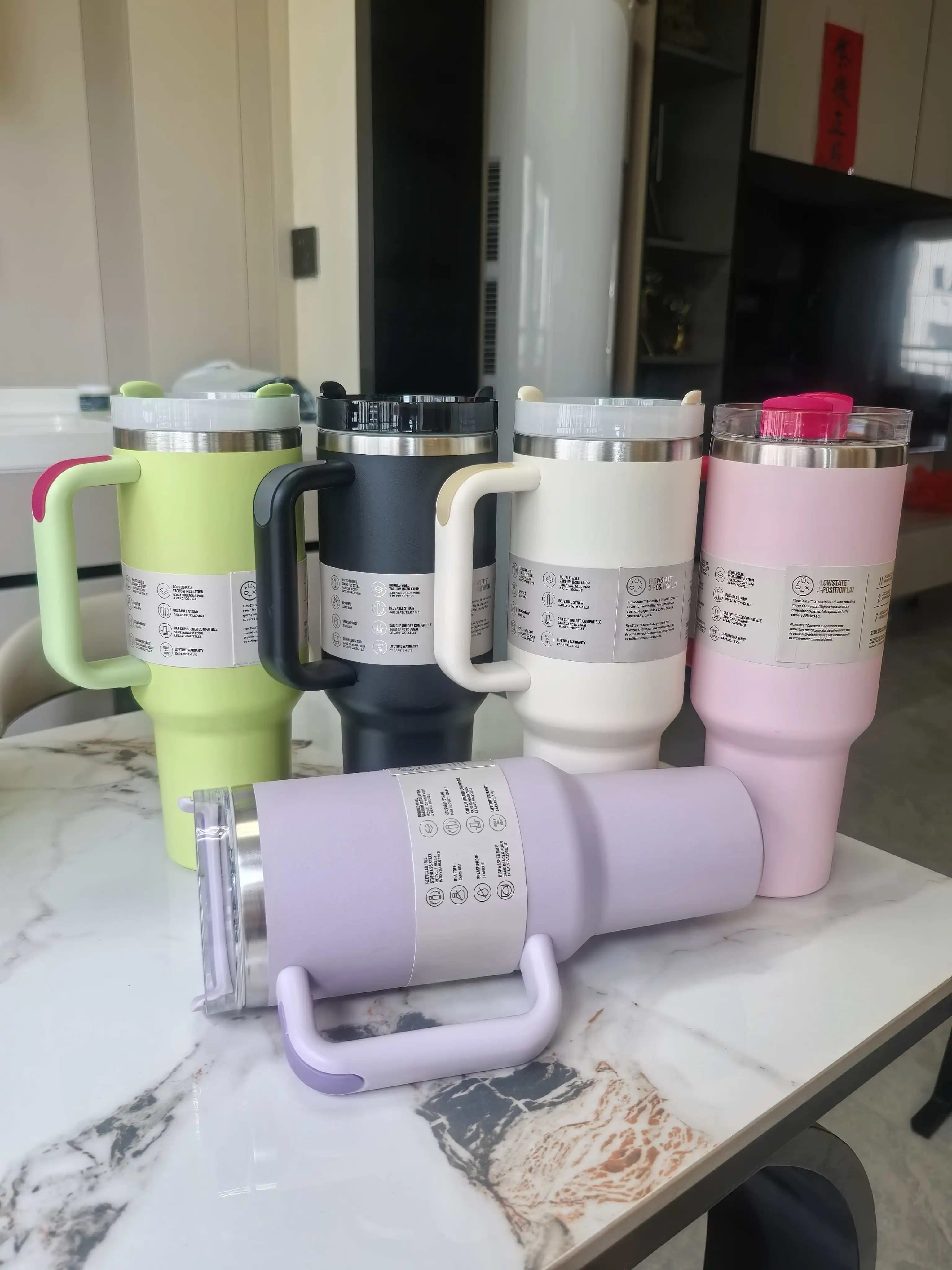 40-ounce vacuum insulated mug, double-walled thermos, stainless steel car water bottle, suitable for hot and cold drinks